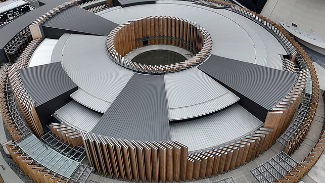 Japan Pavillon Outside